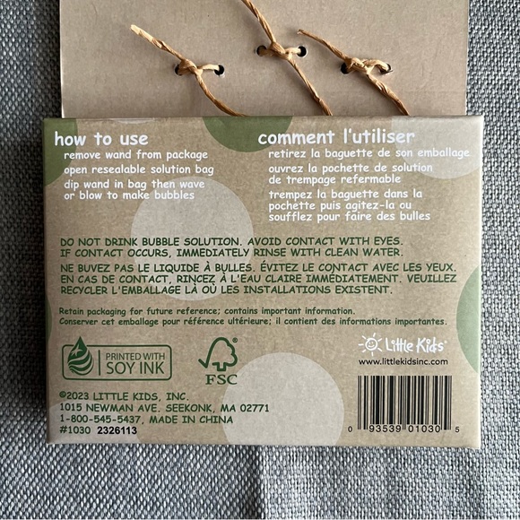 Fubbles 3 Bamboo Bubble Wands & Concentrated Bubble Solution Expandable Bottle - Picture 9 of 13